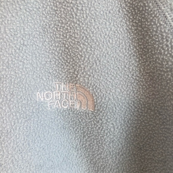 The North Face Fleece Jacket - Picture 2 of 5